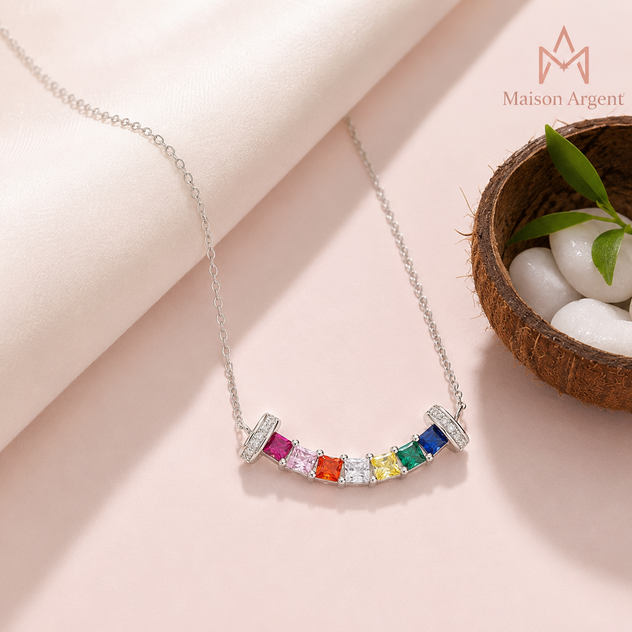 Collier Pendentif Carré Sourire Arc-en-ciel Zircone Cubique Argent 925 pour Femme