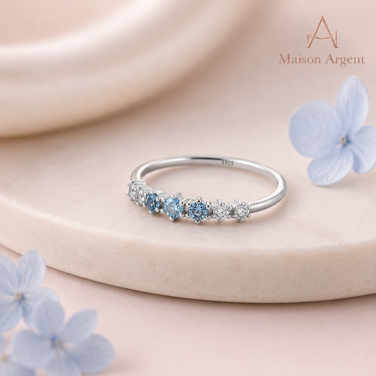 Bague fine en argent 925 avec zircon bleu - Style empilable et tendance pour femme