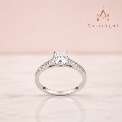 Bague Solitaire Moissanite 1CT en Argent 925 pour Femme - Bijou Classique pour Fiançailles et Mariage
