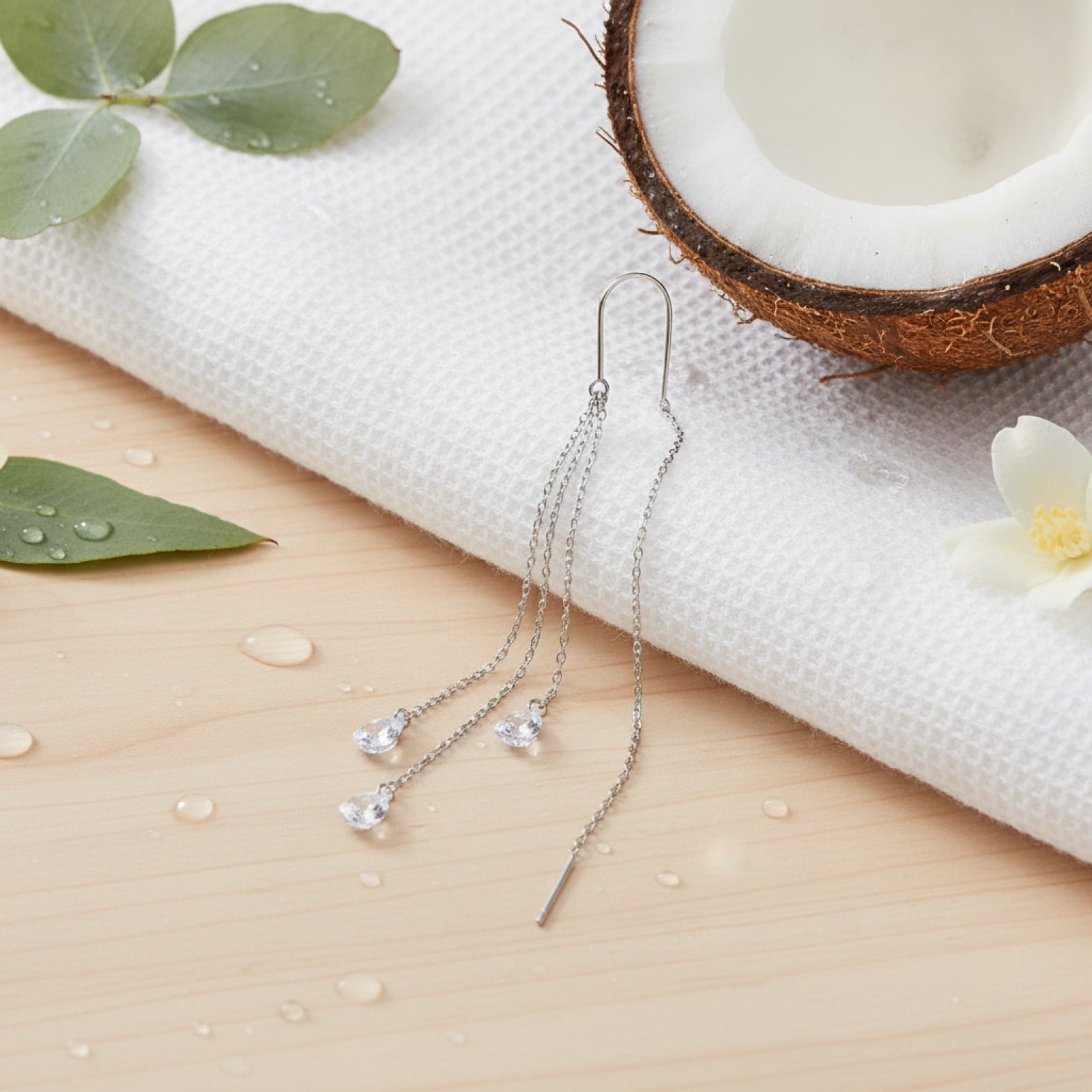 Boucles d'Oreilles Pendantes Argent Sterling 925 pour Femme - Design Goutte d'Eau & Pompon